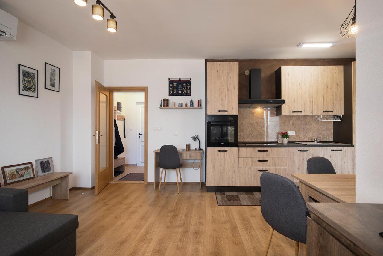 Apartment Little Gallery **** Rovinj Luaran gambar